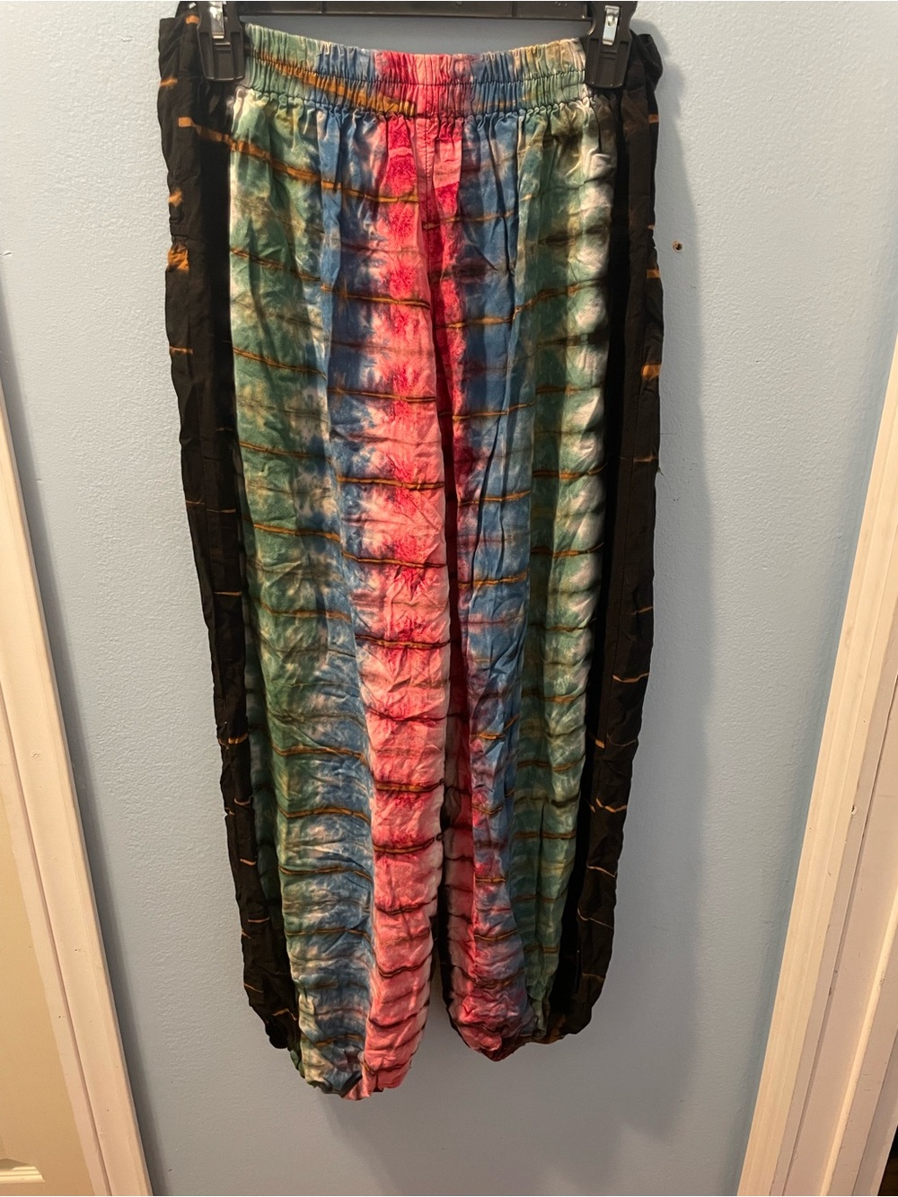 Tie-Dye Multicolor Pant - Black Trim